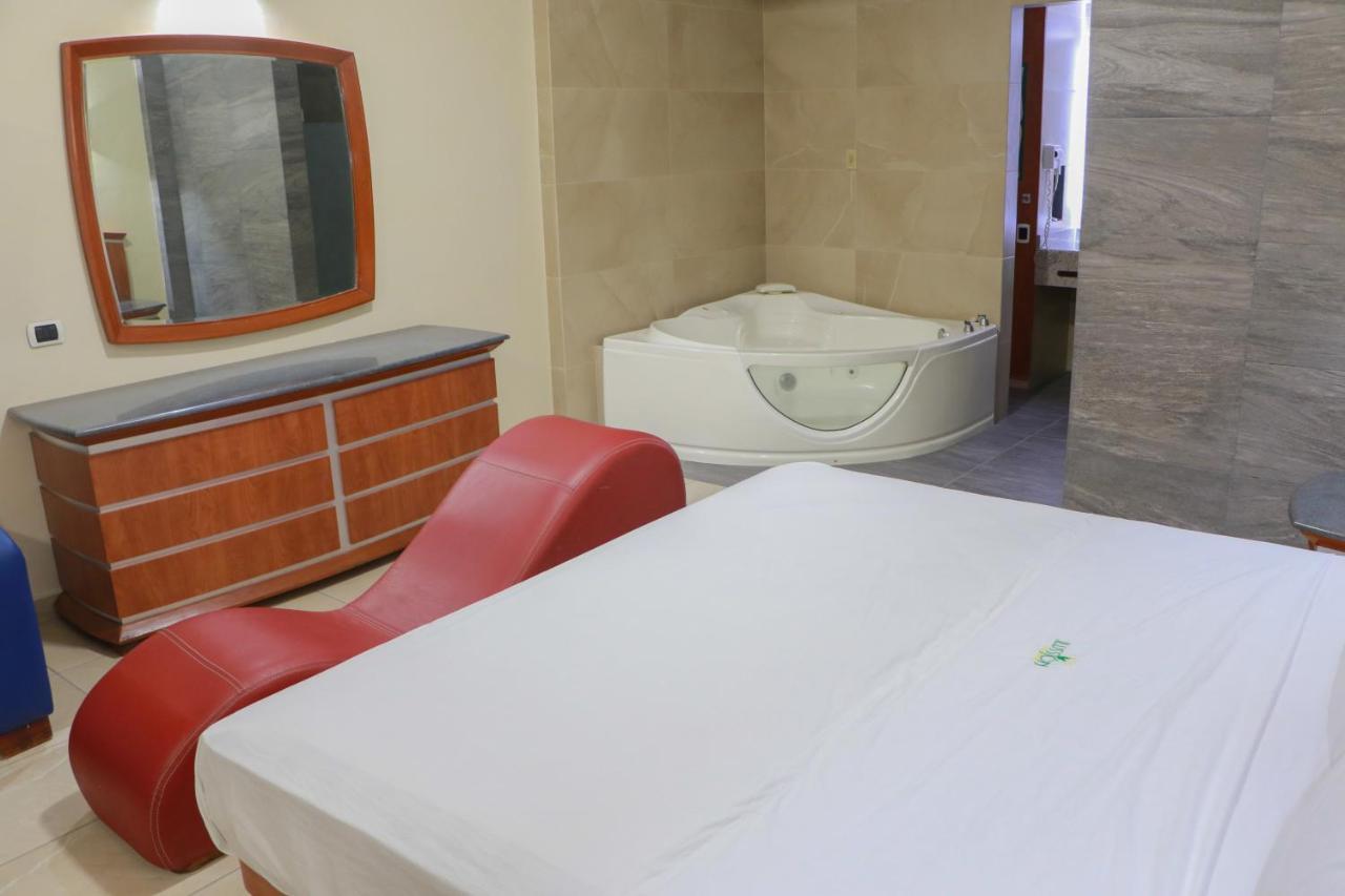 Autohotel Ilussion Córdoba Zewnętrze zdjęcie