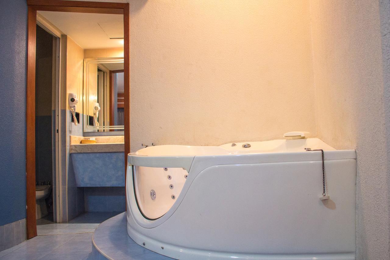 Autohotel Ilussion Córdoba Zewnętrze zdjęcie
