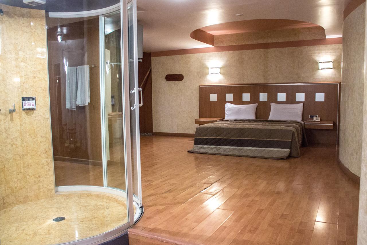Autohotel Ilussion Córdoba Zewnętrze zdjęcie